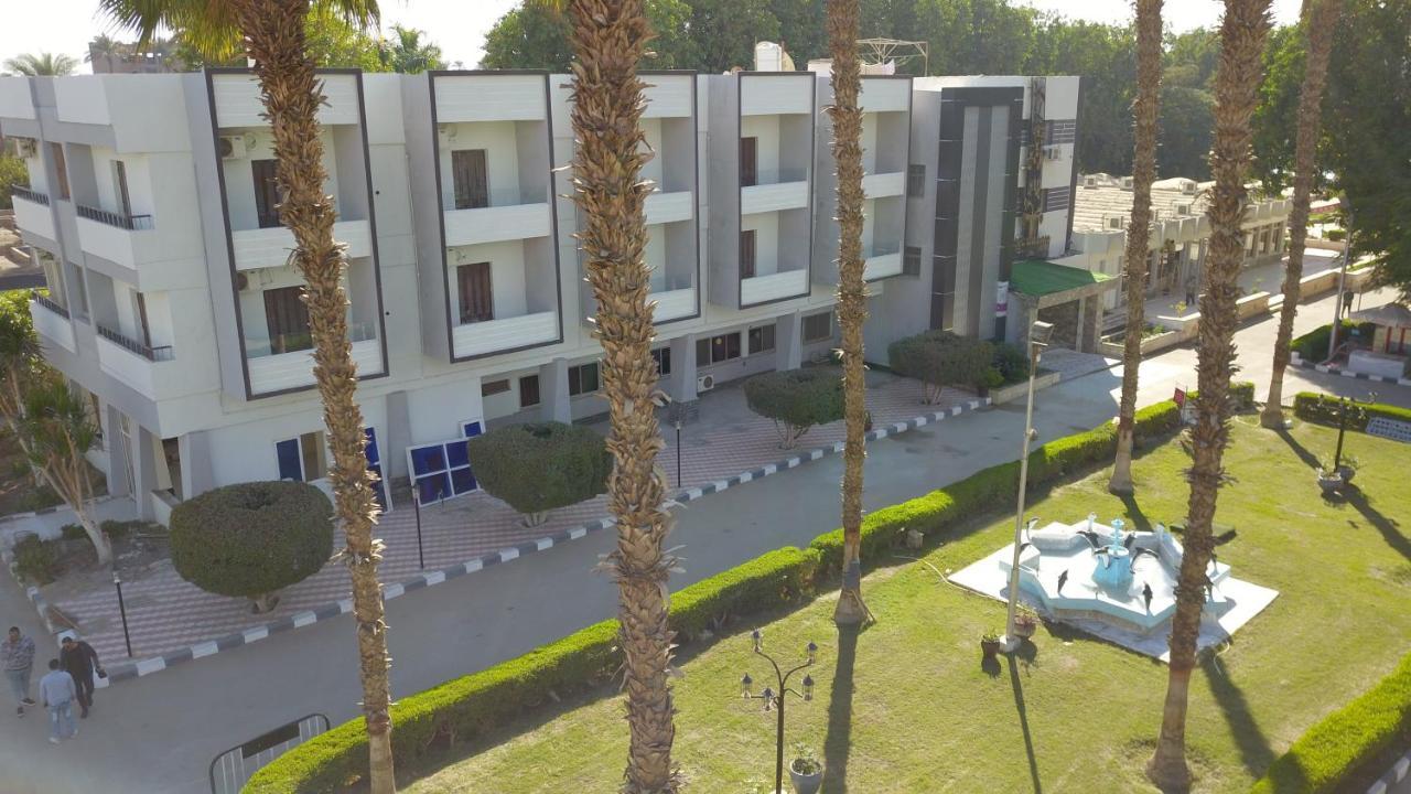 Jewel Assiut Hotel Luaran gambar