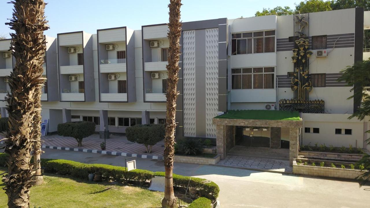 Jewel Assiut Hotel Luaran gambar