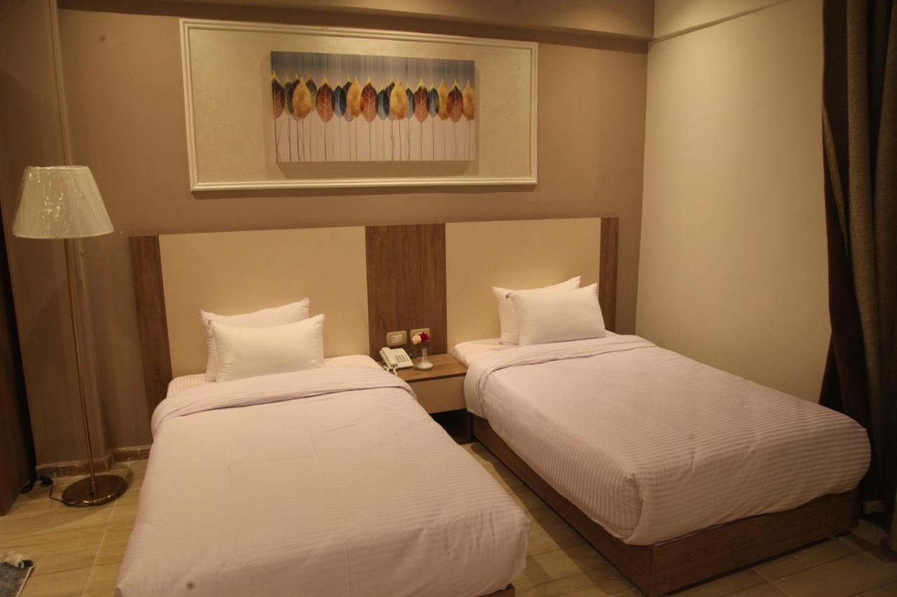 Jewel Assiut Hotel Luaran gambar